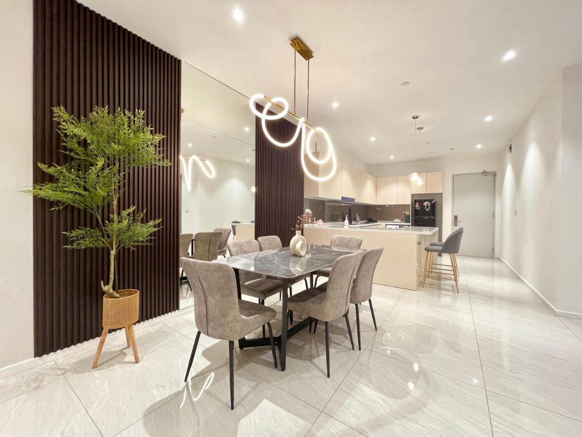 Quill Luxury Designer 7pax By Hausome Pangsapuri